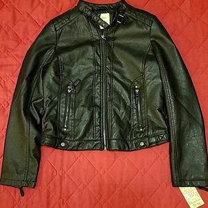 Juniors Faux leather pleather jacket size L Maralyn & Me